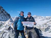 Island Peak 6186m