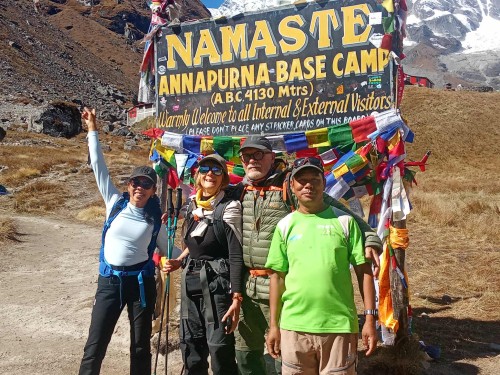 Camp de base des Annapurnas et Chituwan
